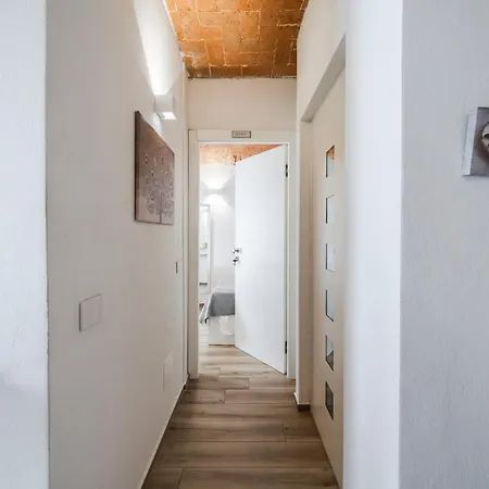 Viani Pensión 3*